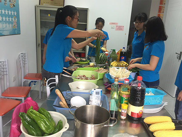 免费的十八款禁用APP人員自（zì）己（jǐ）動手，豐衣足食